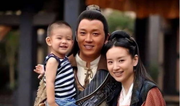 女主娱乐圈吃瓜,女主吃瓜成瘾，揭秘幕后真相